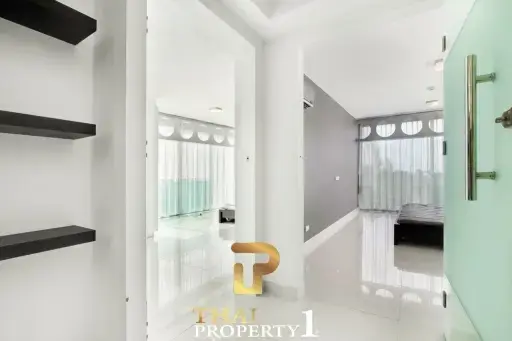 Foreign Name 2 Bedroom Condo for Sale in Pratumnak - Park Royal 2