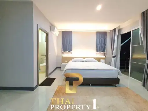 Ready to Move In 3-Storey Pool Villa - Khao Talo East Pattaya