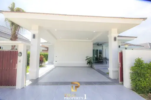 READY TO MOVE IN - New Magnificent 3 Bed, 3 Bath Pool Villa - The Coco Hua Hin