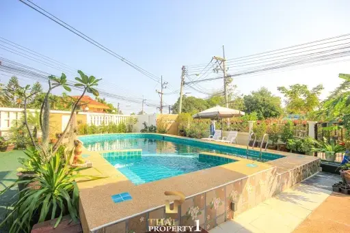 Private 7 Bed Pool Villa - Hua Hin Soi 102