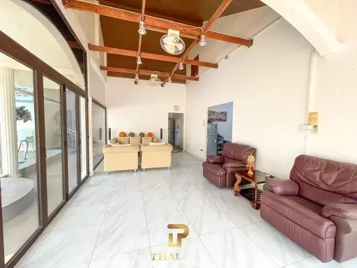 Corner Plot - 4 Bedroom Pool Villa For Sale - Soi Hua Hin 94