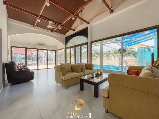 Corner Plot - 4 Bedroom Pool Villa For Sale - Soi Hua Hin 94