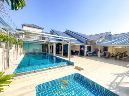 Corner Plot - 4 Bedroom Pool Villa For Sale - Soi Hua Hin 94