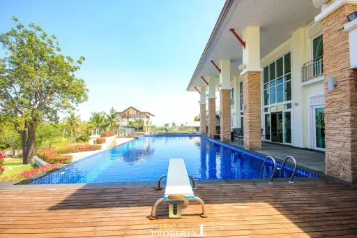 Palm Hills - 7 Bedroom Golf Mansion Hua Hin/Cha Am