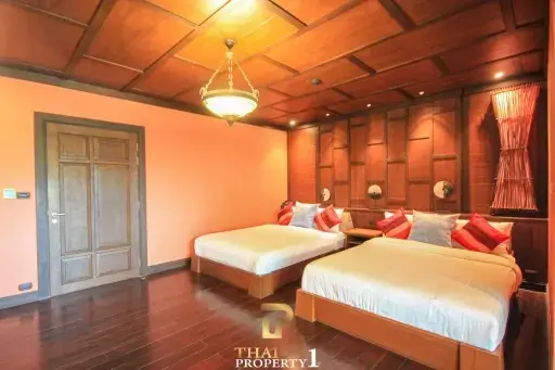 Palm Hills - 7 Bedroom Golf Mansion Hua Hin/Cha Am