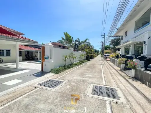 Large 4 Bedroom Pool Villa 300 Meters To Na Jomtien Beach Soi 40