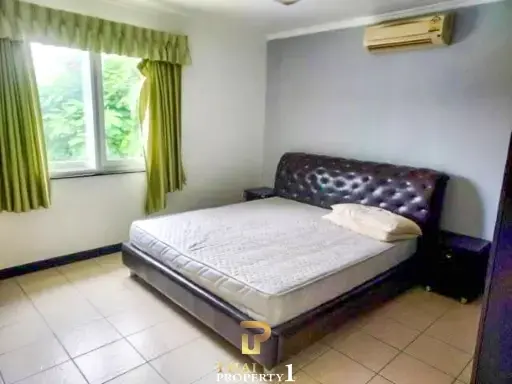 Perfect  Family 4 Bed House - East Pattaya