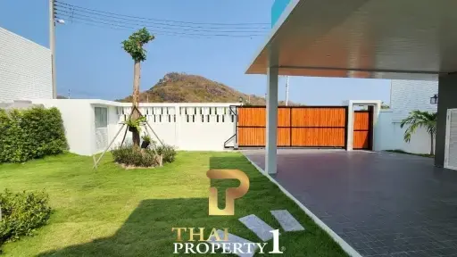 New Modern Design 3 Bedroom Pool Villa With Mountain-Views - Hua Hin