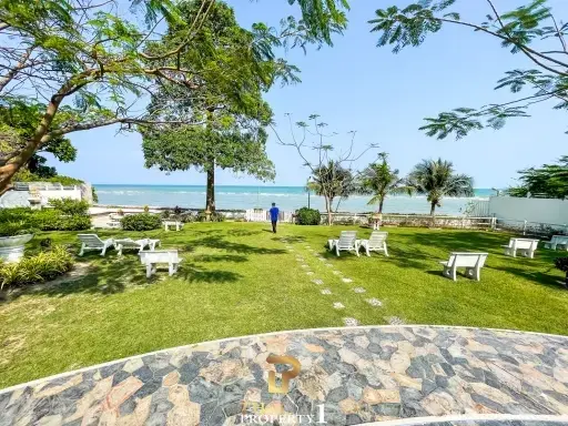 Magnificent Sea View - 2 Bedroom Condo At VIP Condo Chain