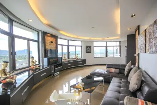 Magnificent Sea View - 2 Bedroom Condo At VIP Condo Chain