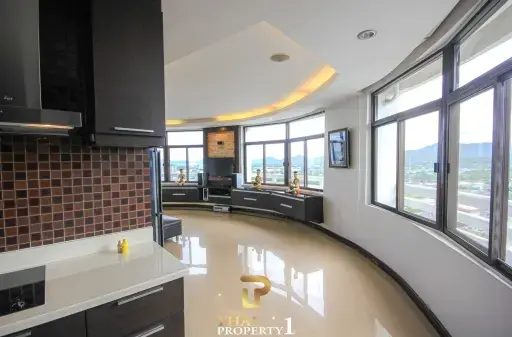 Magnificent Sea View - 2 Bedroom Condo At VIP Condo Chain