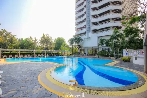 Magnificent Sea View - 2 Bedroom Condo At VIP Condo Chain