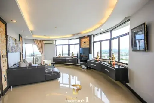 Magnificent Sea View - 2 Bedroom Condo At VIP Condo Chain