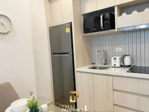 Stunning New Great Priced Studio Condo City Center Pattaya