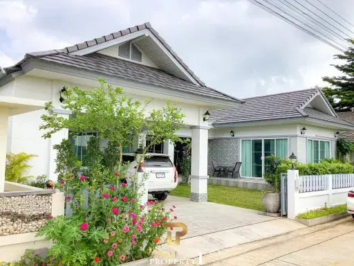 Well designed 4 Bedroom Villa For Sale In Khao Tao