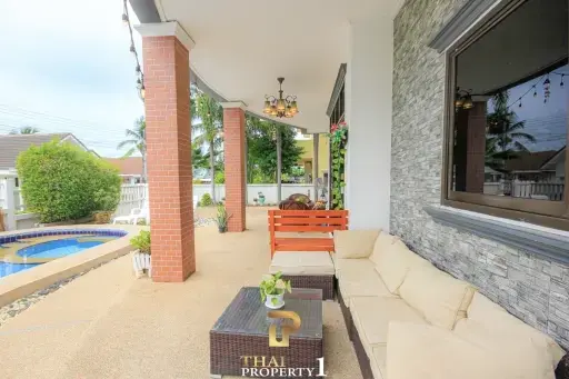 Contemporary Style 4 Bedroom Villa For Sale - Hua Hin