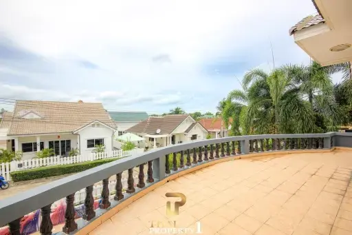 Contemporary Style 4 Bedroom Villa For Sale - Hua Hin