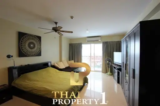 View Talay 6, 153 sq. m., 10th fl front corner unit, Sea View Pattaya