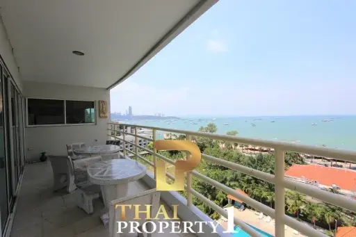 View Talay 6, 153 sq. m., 10th fl front corner unit, Sea View Pattaya