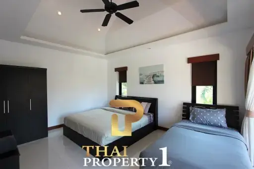 Luxurious Pool Villa Just 100 Meters from Bang Sare Beach