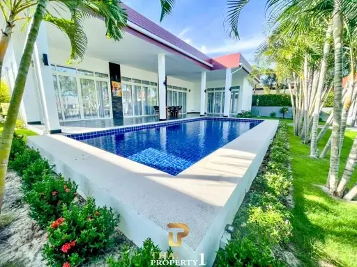 Stunning Renovated 4-Bed Pool Villa On Large Plot