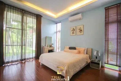 Wonderful 3 Bed Pool Villa On A Large Plot For Sale In Soi Hua Hin 112