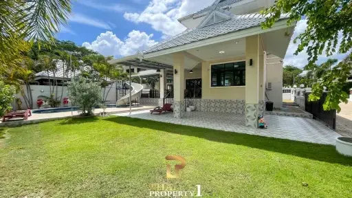 Centrally Located Large 2-Storey 5 Bedroom Pool Villa At Grand Hill