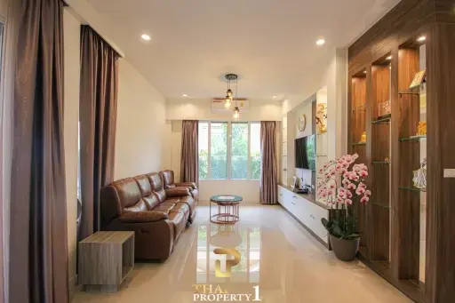 Charming 3 Bedroom House For Sale At - Ibreeze View