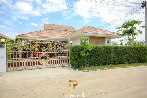 Charming 3 Bedroom House For Sale At - Ibreeze View