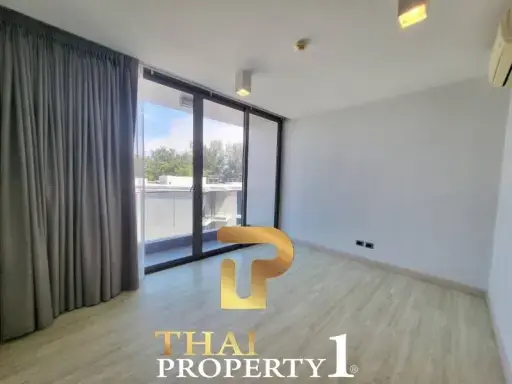 Modern Large 3 Bedroom 5th Floor Condo Unit - The Pine Condo Hua Hin