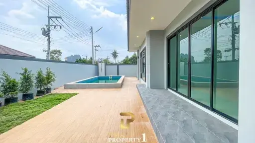 New Modern Great Priced Pool Villa - Cha Am North