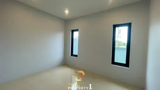 New Modern Great Priced Pool Villa - Cha Am North