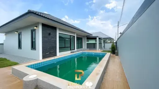 New Modern Great Priced Pool Villa - Cha Am North