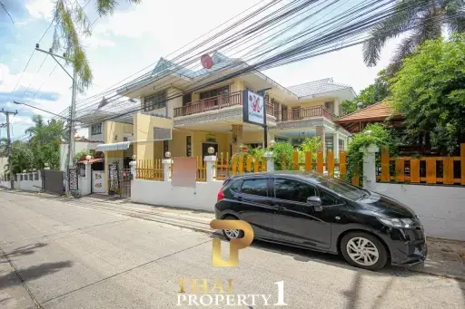 5 Bedroom House With Restaurant For Sale - Hua Hin Soi 88