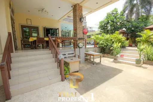 5 Bedroom House With Restaurant For Sale - Hua Hin Soi 88