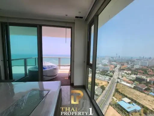 Pattaya Side - New 2 Bed Condo With Jacuzzi At The Riviera Ocean Drive