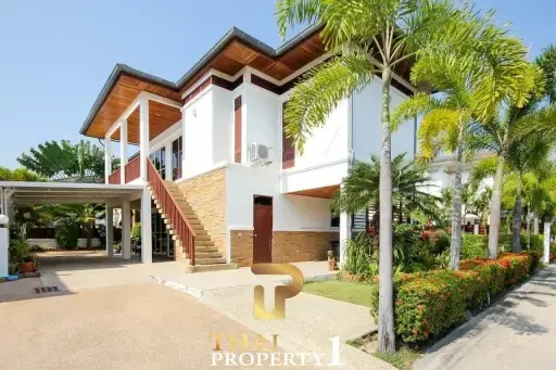 Large 2 storey Pool Villa centrally located Hua Hin South