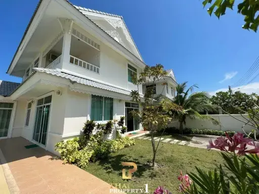 New 3 Bedroom Pool Villa For Sale At Nice Breeze By The Sea - Cha Am