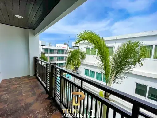 Corner 2 Bed Condo At The Beach Palace Cha Am