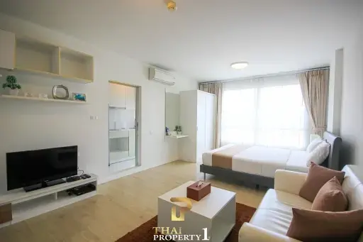 Fully Furnished Studio Condo At Baan Peang Plern