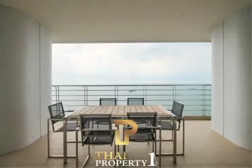 Panoramic Sea View Large 3 Bed Unit At La Royal Beach - Na Jomtien