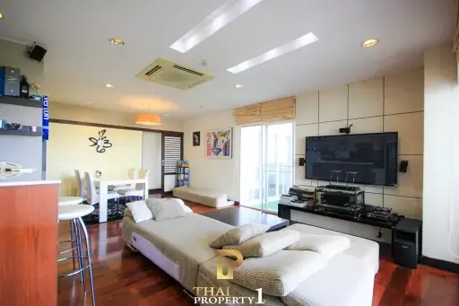 Sea View 2 Bed Unit  For Sale At Baan Lonsai Beachfront Condominium