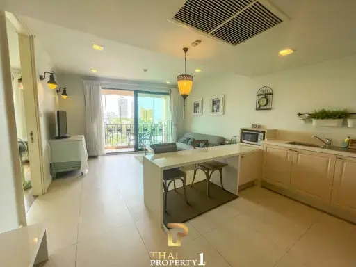 Marrakesh Hua Hin - Sea &amp; City View Well Kept One Bedroom