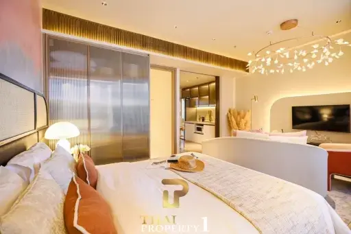 High Floor Luxury 1 Bedroom Unit At Arom Jomtien (Off-plan under Foreigner Name)