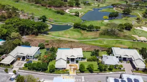 Black Mountain Luxury Golf Course Villa For Sale