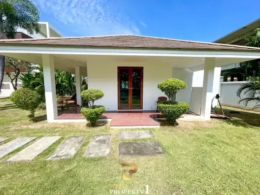 4 Bedroom Beach Villa For Sale - Dolphin Bay