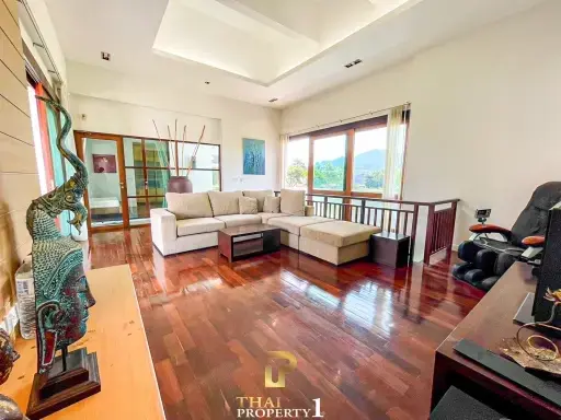 4 Bedroom Beach Villa For Sale - Dolphin Bay