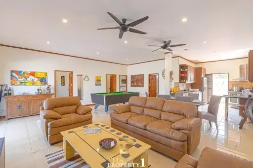 Prime Location 3 Bedroom Pool Villa - Hua Hin Soi 94