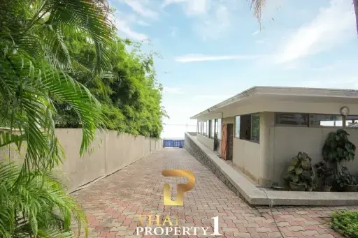 3 Storey Beach House Close to Mariott Hua Hin