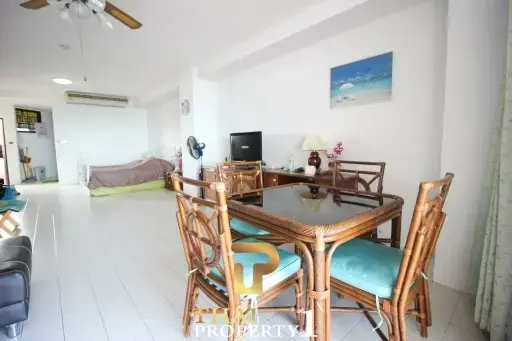 Beachfront Condo With Direct Sea View - Cha Am Beach Club